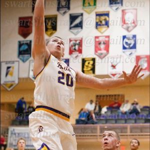 Meet your Posher, Leland